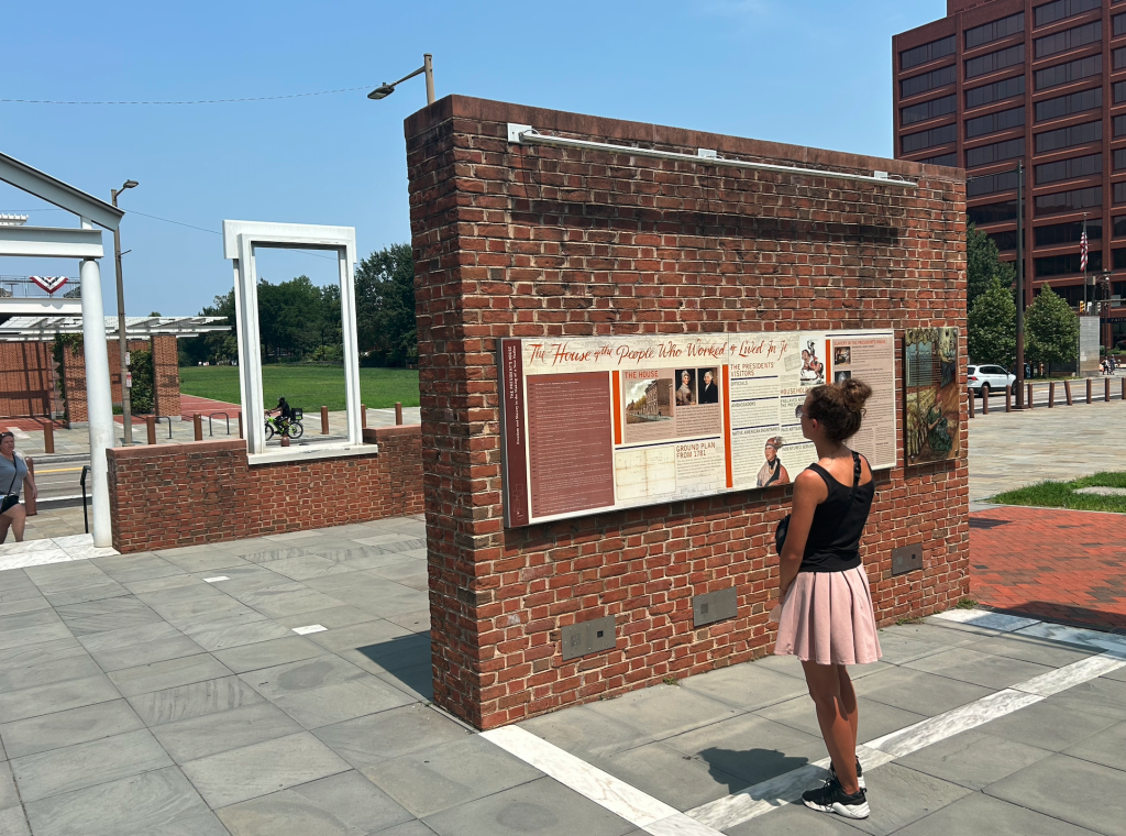 Interpretive panel on Who Lived There at The President's House exhibit in Independence National Historical Park, Philadelphia